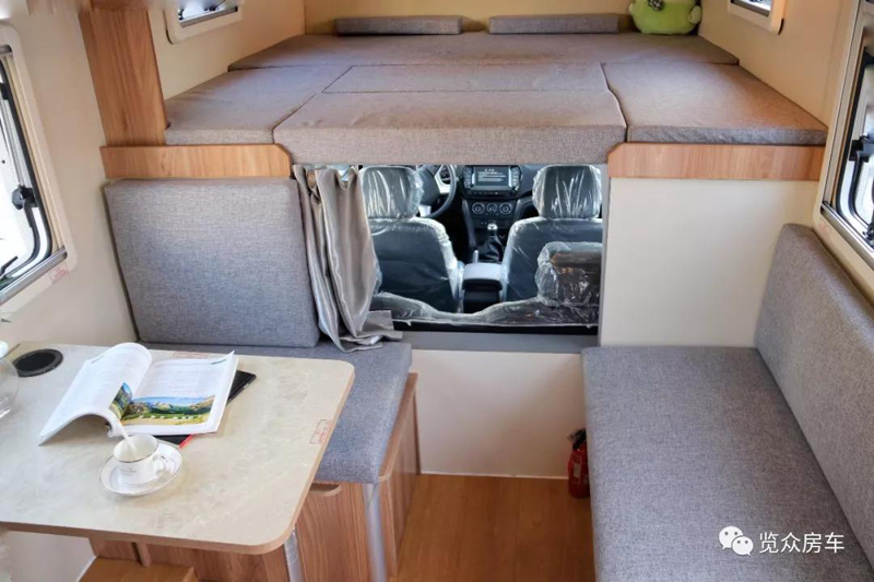 買房車為什么買四驅(qū)房車？都有哪些款式可選