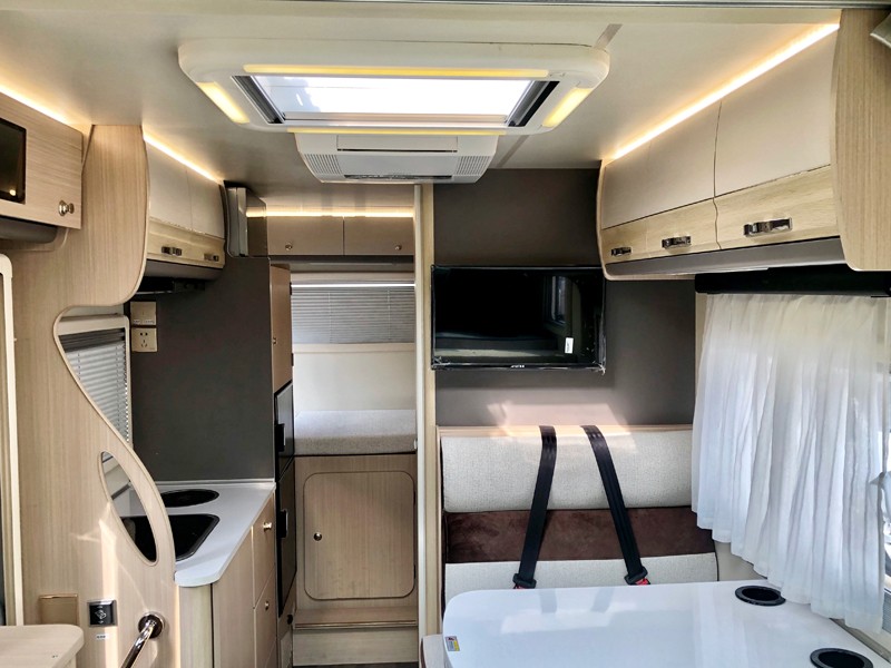 買房車為什么買四驅(qū)房車？都有哪些款式可選