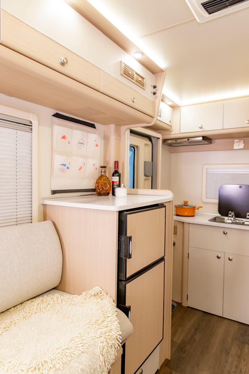 一家四口出行還是四驅(qū)的房車選擇 一家四口出行還是四驅(qū)的房車選擇