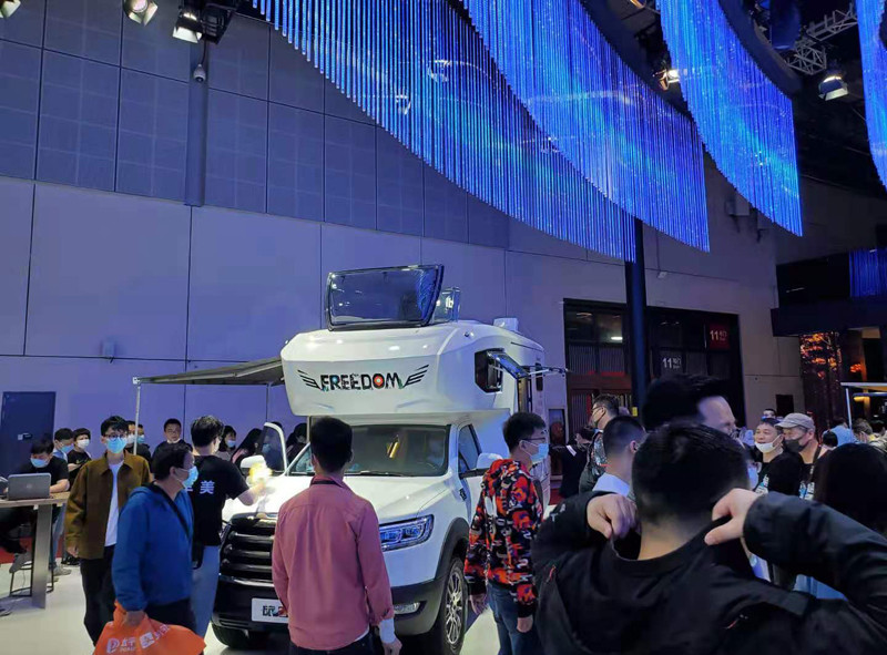 覽眾自由炮登陸上海汽車展長城展臺 覽眾自由炮登陸上海汽車展長城展臺