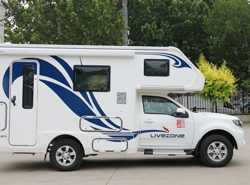 炮營集合，連看自由炮房車