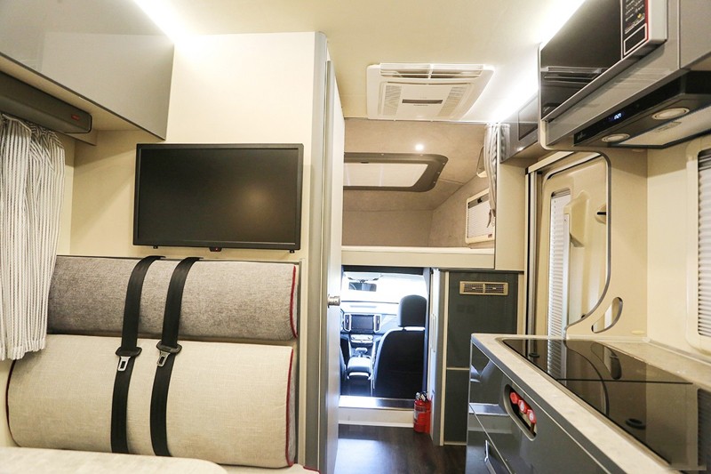 動力 豐富配置，這樣的房車省心、舒心
