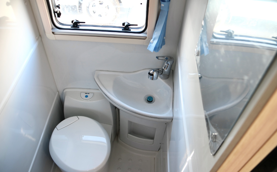 分時四驅、超大空間、一代經典——風駿C7！