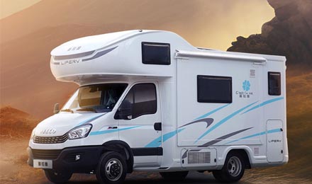 真性價比“卷王”房車，還得看塞拉維雙拓展！